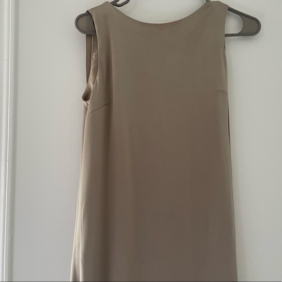 Halston Satin and Crepe beige gown - Picture 8 of 9